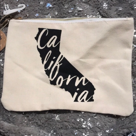 🆕CALI California Canvas Toiletry Pouch + Keychain - Picture 1 of 4
